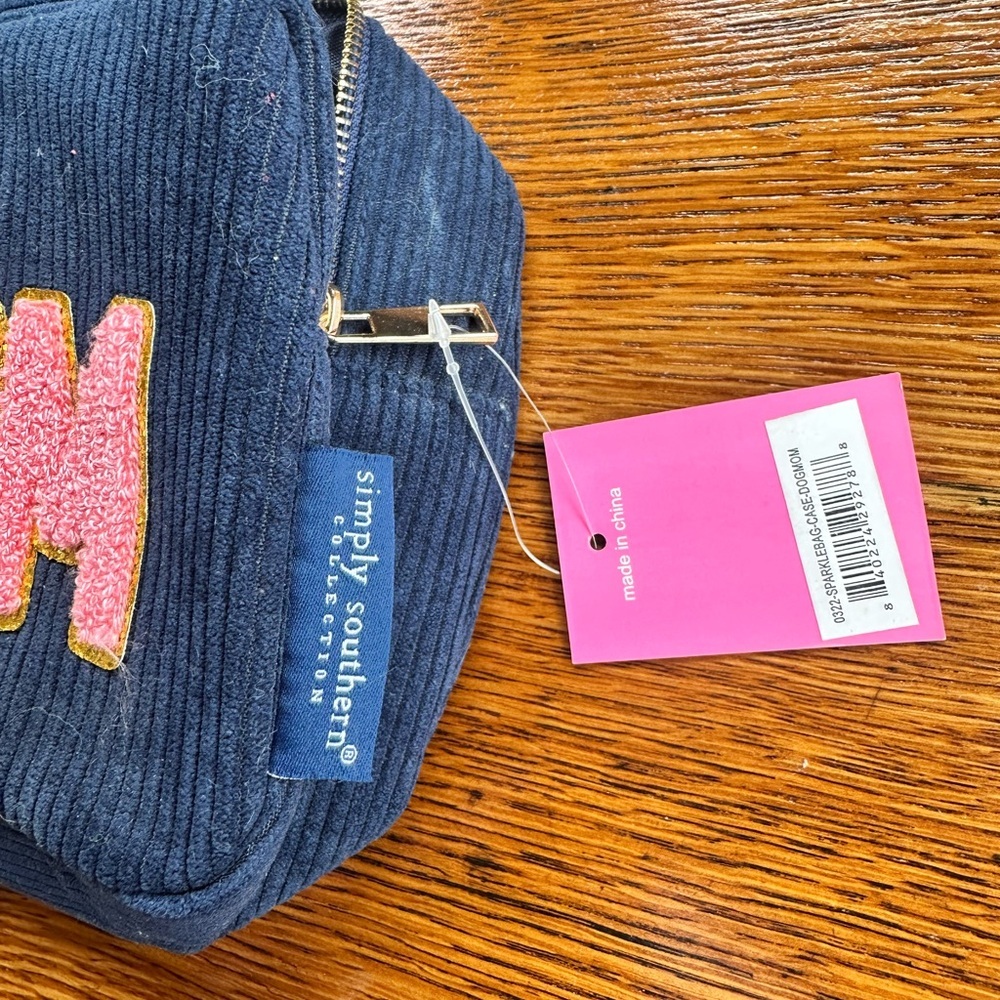 Simply Southern Navy Corduroy Cosmetic Bag with Pink 'DOG MOM' - Picture 2 of 4